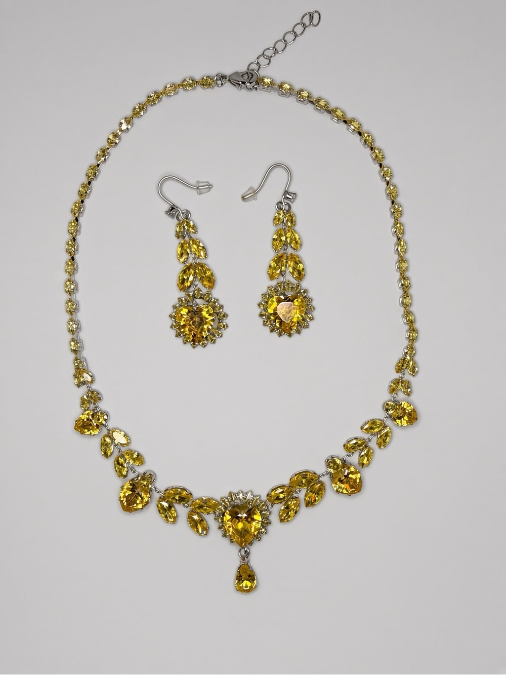 Yellow Heart Glass Necklace & Dangle Earrings Set, 16” + 2” Extender, NWOT